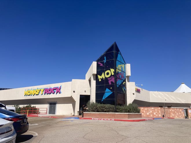 Monkey Rock entertainment center to open at Sunland Park Mall