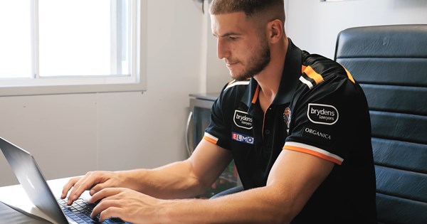 Adam Doueihi hitting the books – Wests Tigers