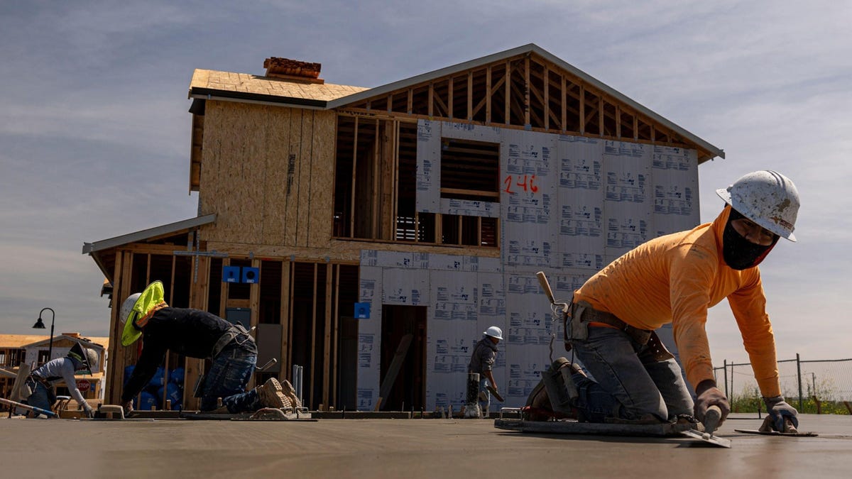 Home Builders Warn Collapse Is ‘Unsustainable’—And Prices Could Tumble Another 20%