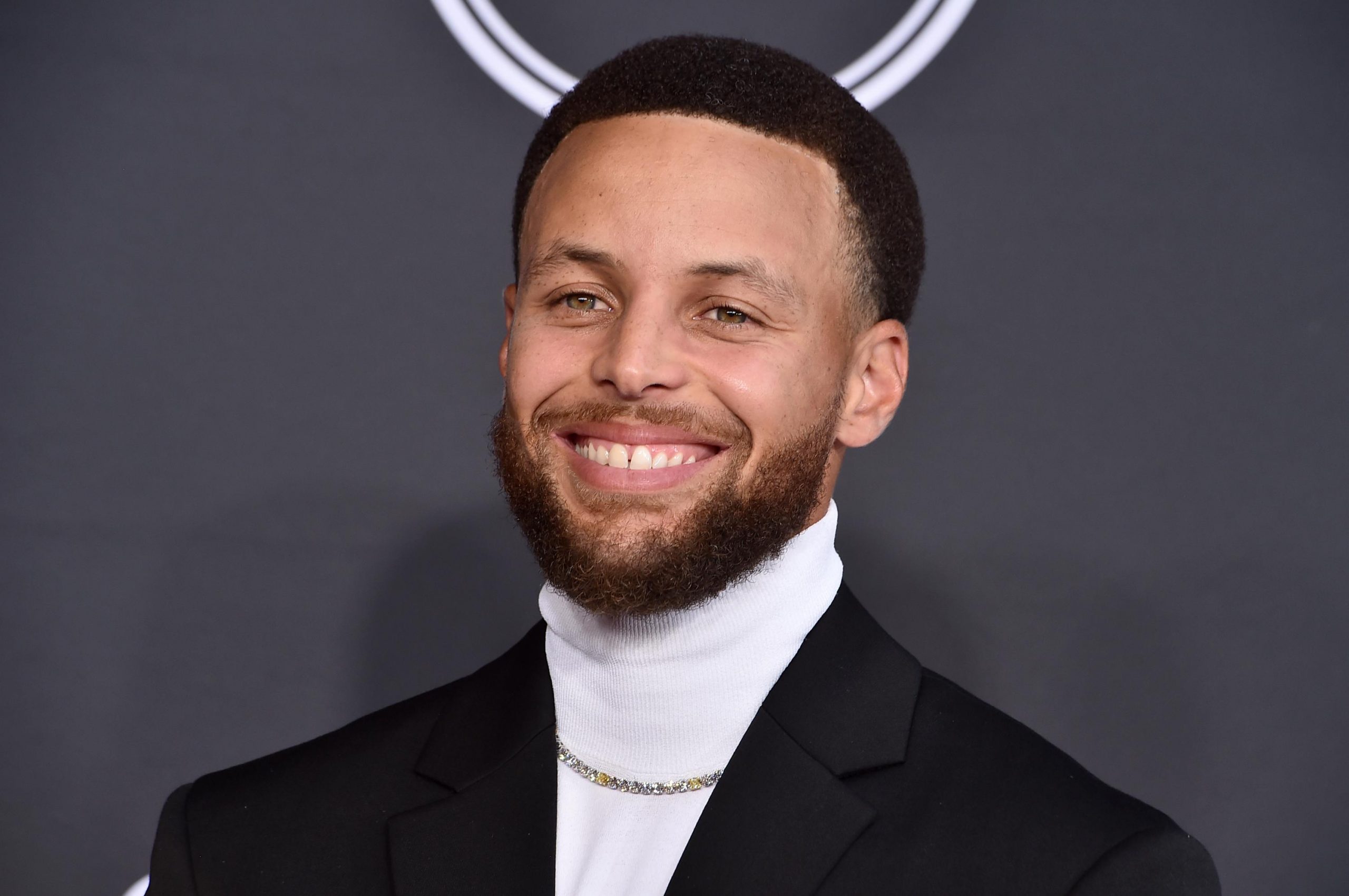 Stephen Curry launches graphic novel collection on sports activities stars