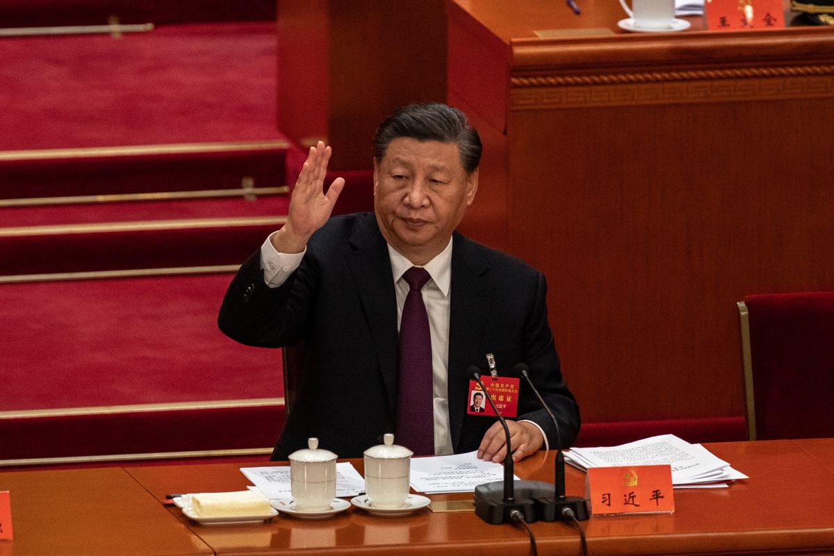 Xi Set to Dominate China Management After One-Time Rivals Depart