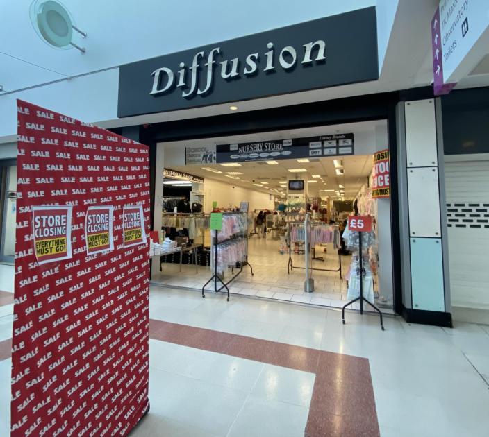 Diffusion youngsters retailer set to shut in Slough Queensmere purchasing centre