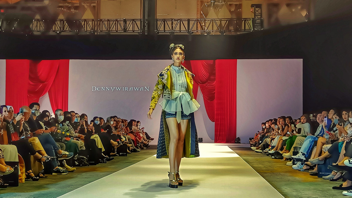 Designer Denny Wirawan celebrates twenty fifth anniversary in vogue – Way of life