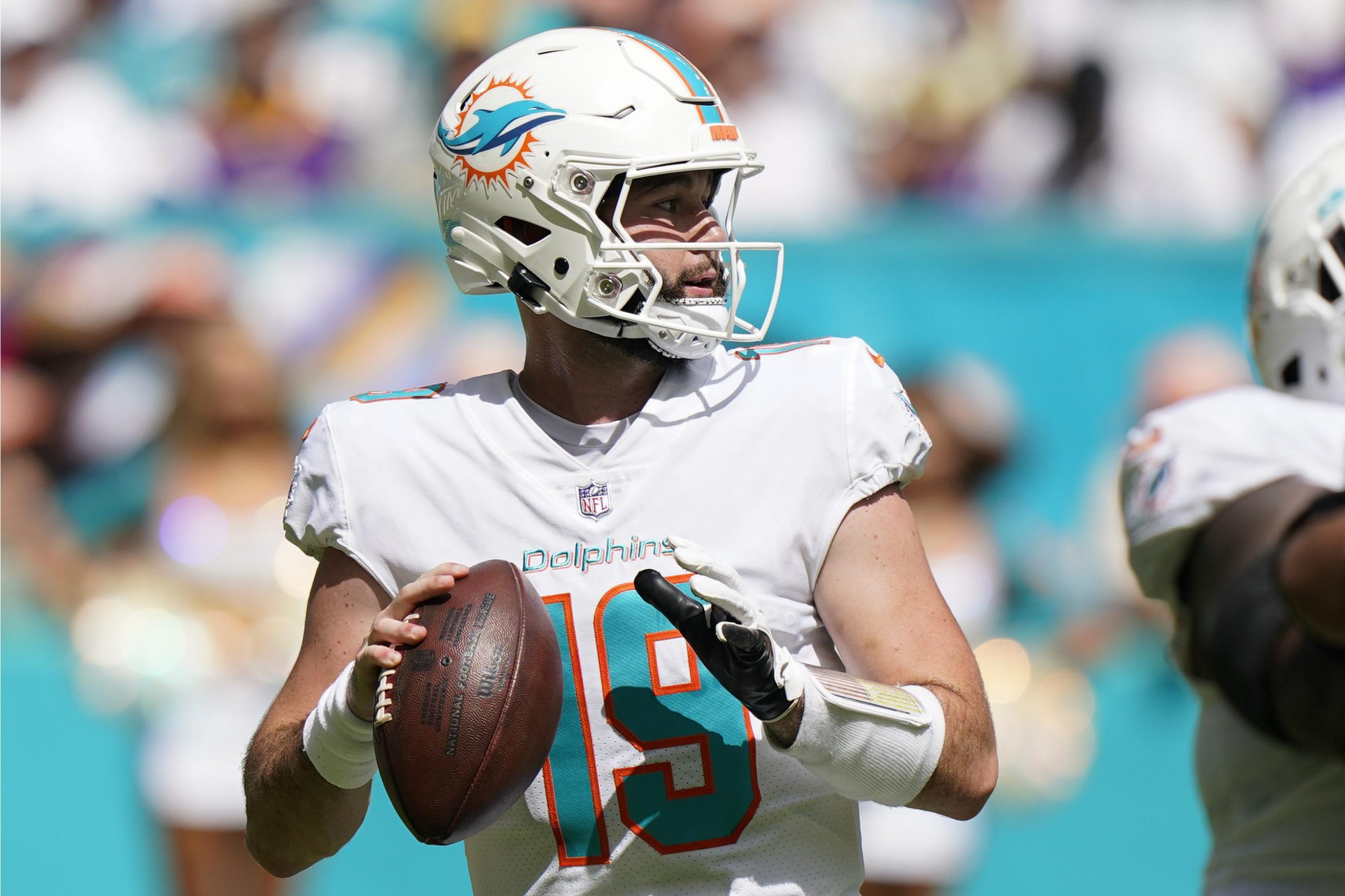 Dolphins lose one other QB to harm, drop third straight sport