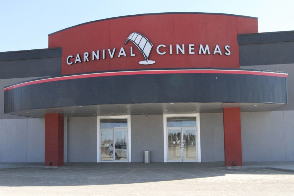 Getting new movies is a battle for Pink Deer’s Carnival Cinemas and different indie theatres – Pink Deer Advocate