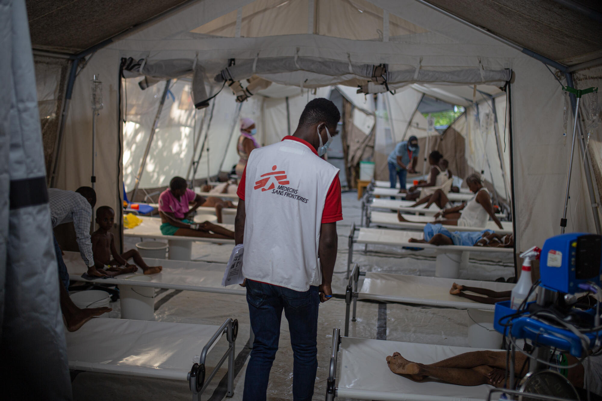 Haiti is on the verge of a well being catastrophe amidst violence and the resurgence of cholera