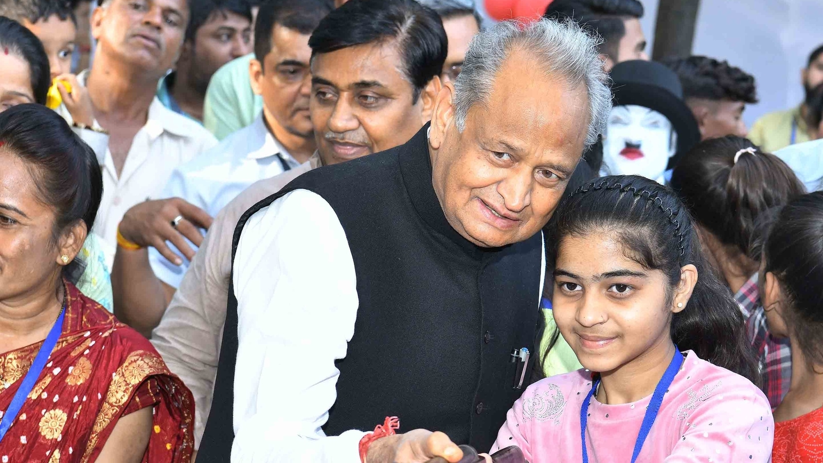 ‘Heartening’: Reward for Gehlot as he meets youngsters who misplaced mother and father to Covid | Newest Information India