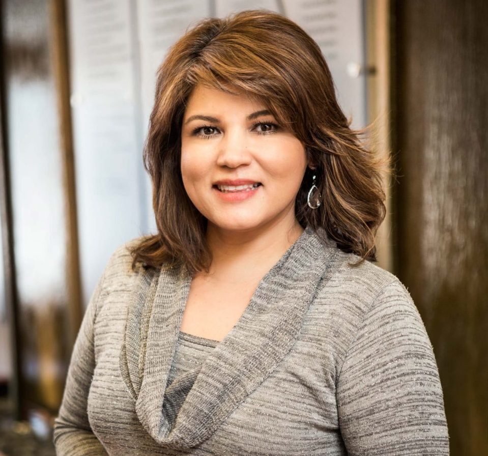 Brenda González named Woman of Excellence in Community Choice Awards