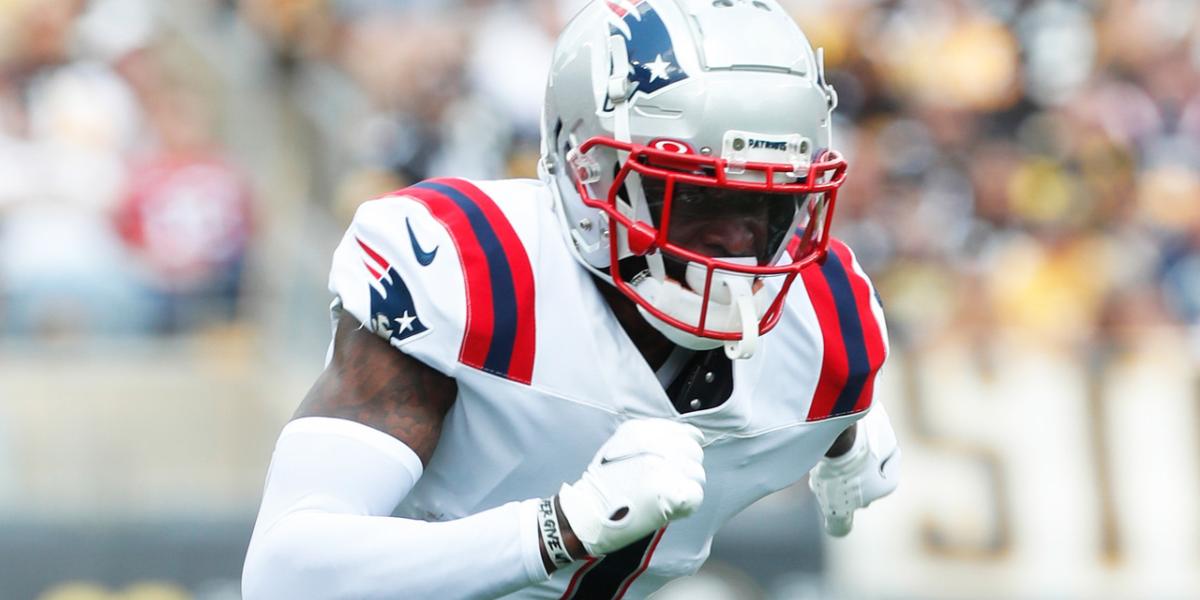 Report: DeVante Parker suffered knee sprain in Patriots-Jets