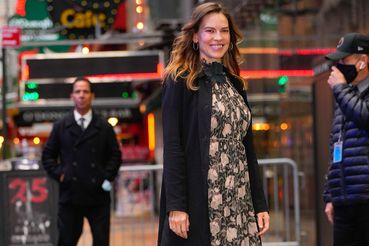 Hilary Swank on Experiencing Morning Illness Whereas Pregnant with Twins