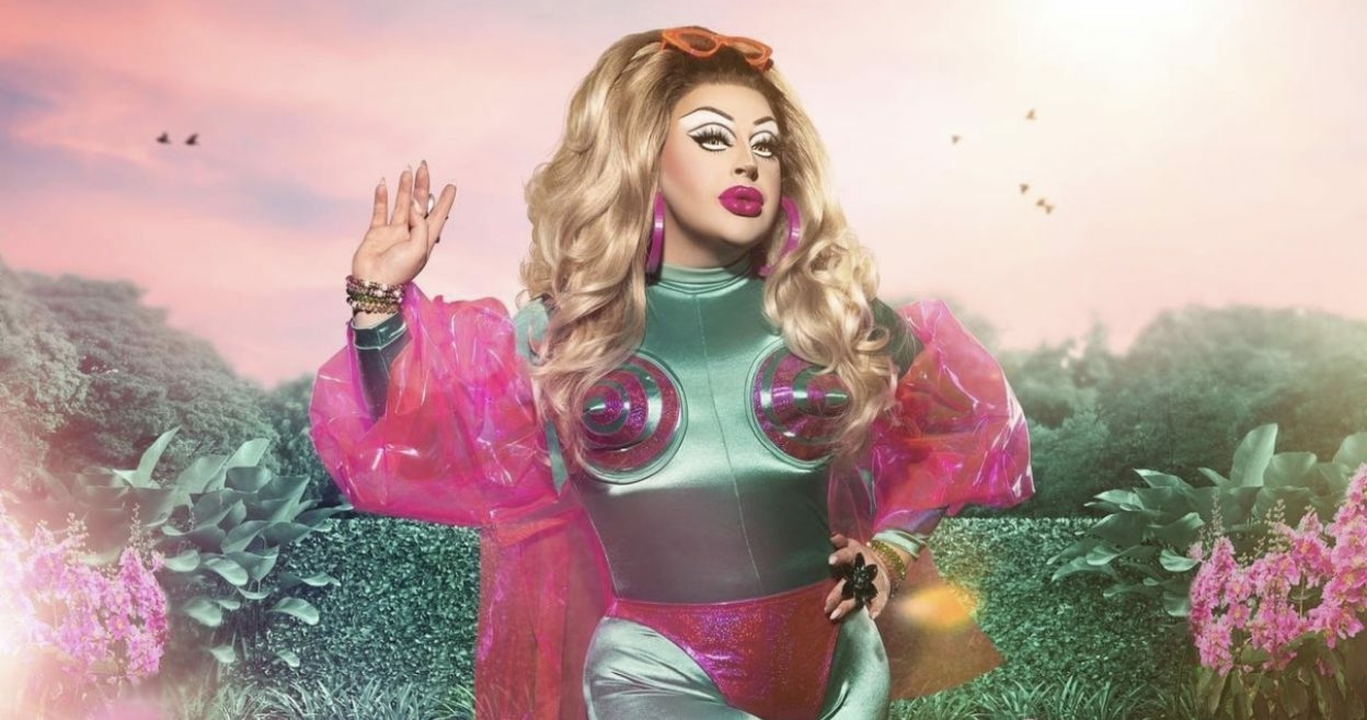 ‘Drag Race’s Hannah Conda-”Magic Is Round Us…. & I’m Magic” • Intuition Journal