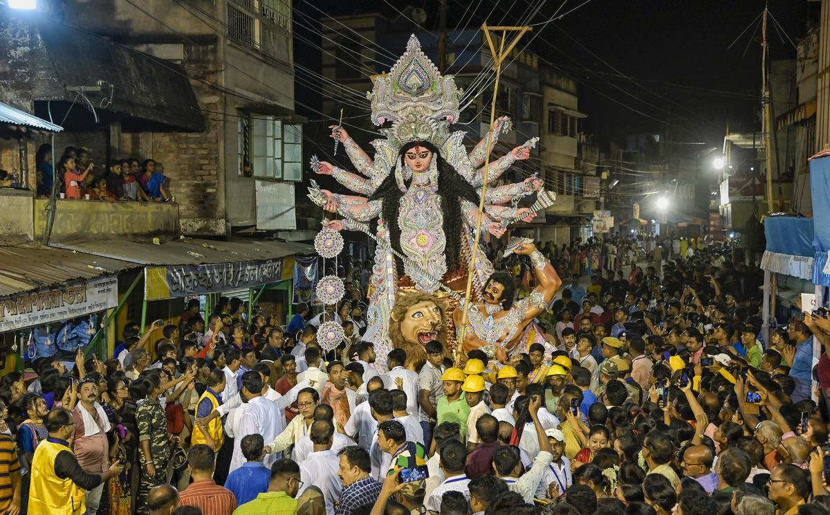 Durga Puja carnival to showcase idols of prime 90 puja committees in Kolkata