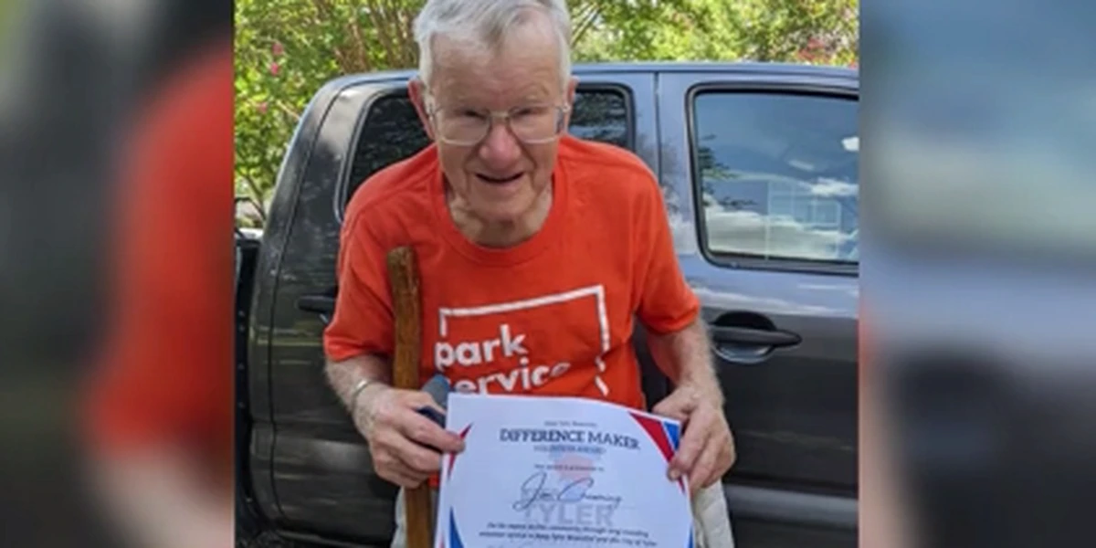 Maintain Tyler Lovely awards 92-year-old volunteer