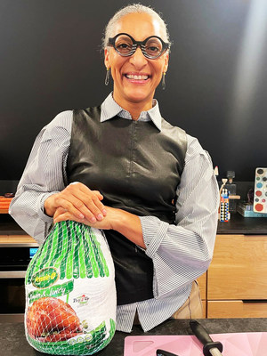 JENNIE-O TURKEY STORE AND ICONIC CELEBRITY CHEF CARLA HALL KICK OFF NATIONAL “SCHOOL CAFETERIA TAKEOVER” PARTNERSHIP HONORING SCHOOL CAFETERIA WORKERS IN KNOXVILLE, TENN.