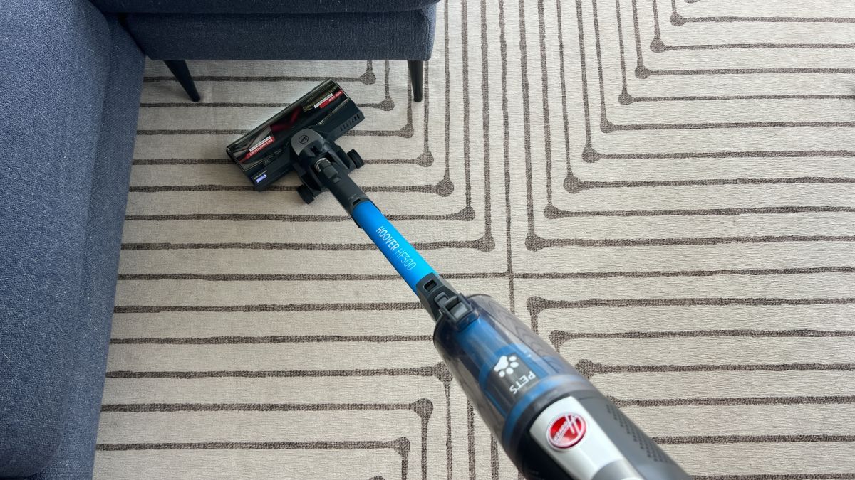 Hoover HF500 Pet cordless vacuum evaluate