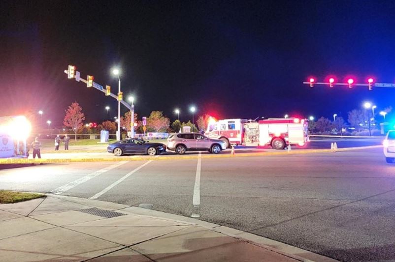 1 shot in North Carolina car crash outside shopping center, police say