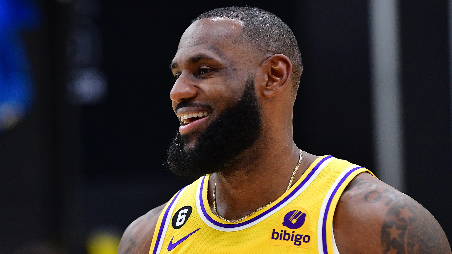 LeBron James tweaks routine, goals to play extra preseason video games