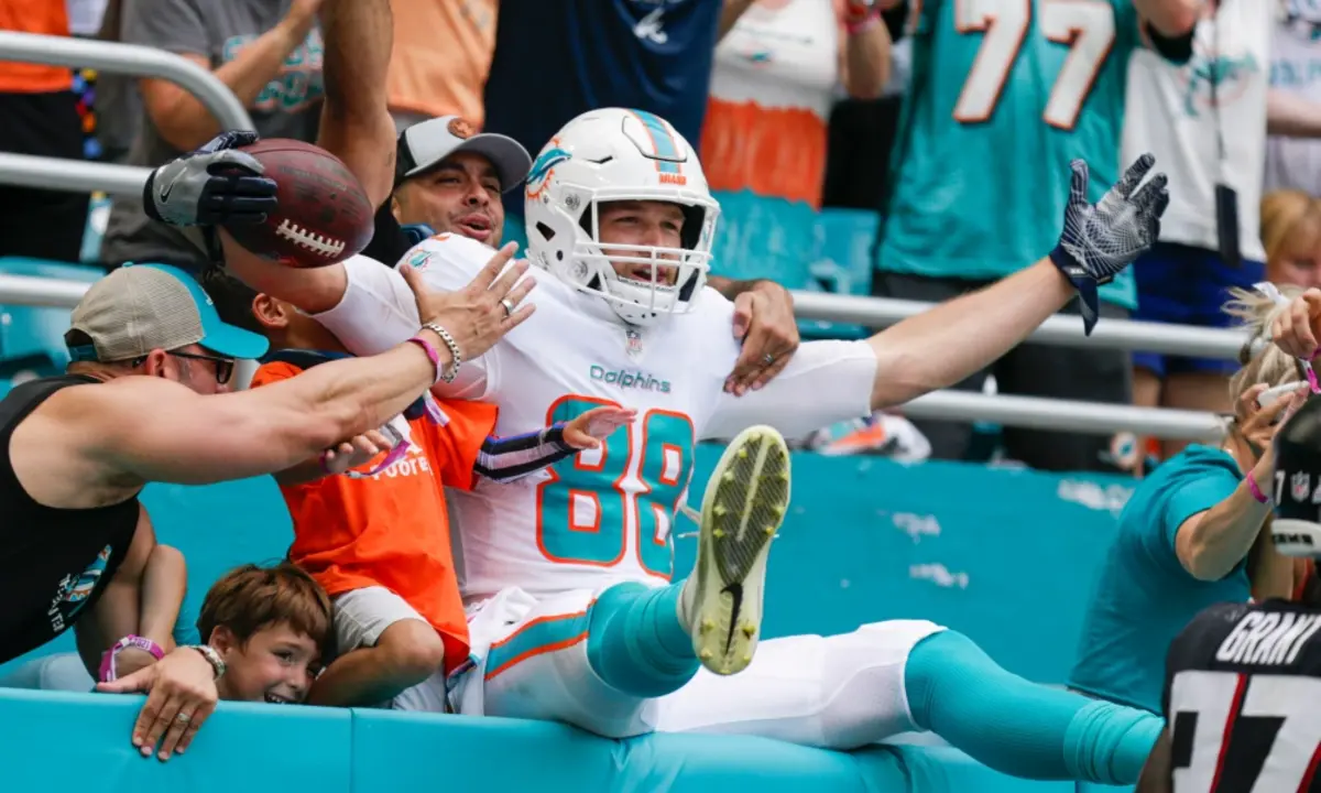 Dallas Cowboys Commerce Gossip: Is Dolphins TE Mike Gesicki Higher Than Wholesome Dalton Schultz?