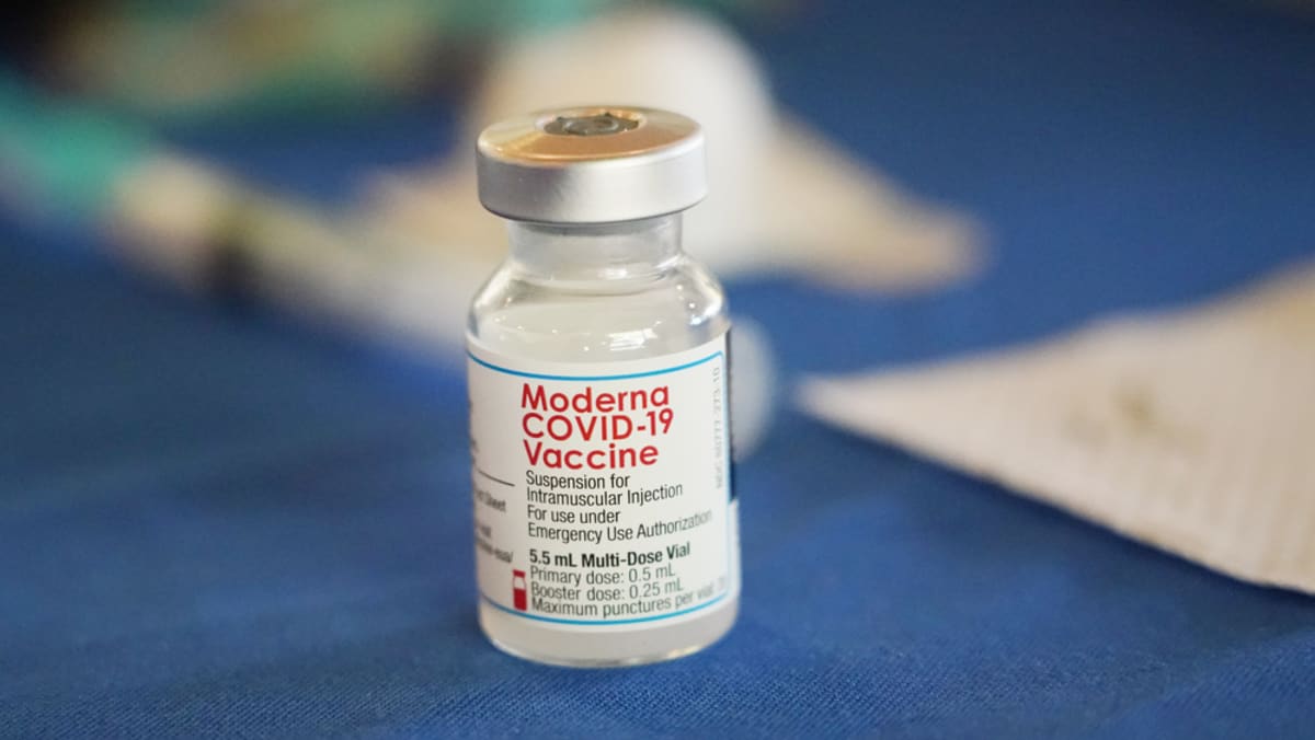 Bivalent COVID-19 vaccine shall be provided to healthcare staff in Singapore from Oct 25