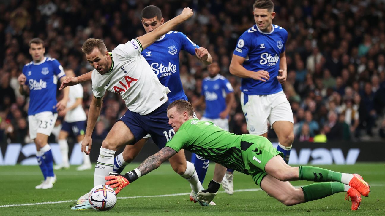 Tottenham beat Everton in Harry Kane’s four-hundredth match for Spurs