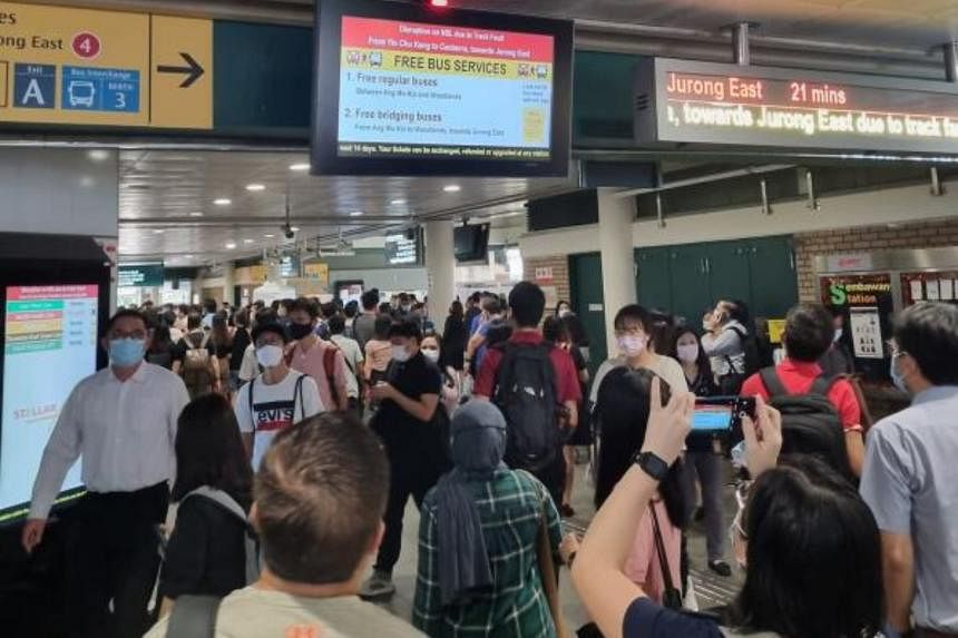 MRT prepare companies resume after three-hour disruption on North-South Line throughout morning peak