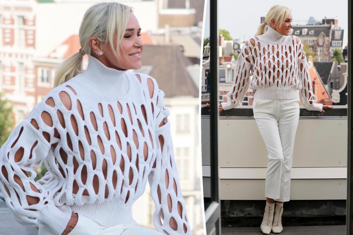 Followers poke enjoyable at Yolanda Hadid’s sweater: ‘That retains you heat?’