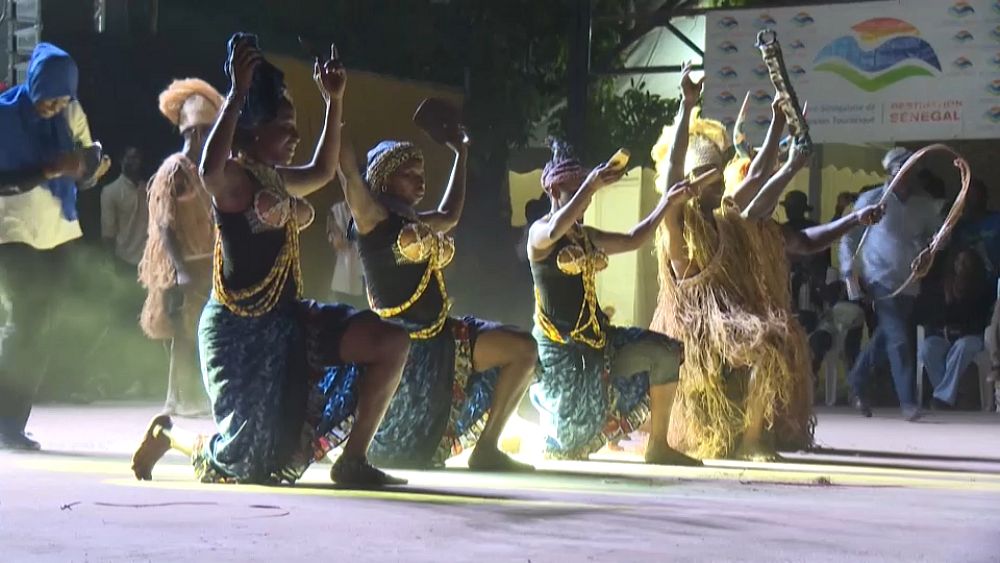 VIDEO : Senegal celebrates its cultural riches in third Carnival of Dakar