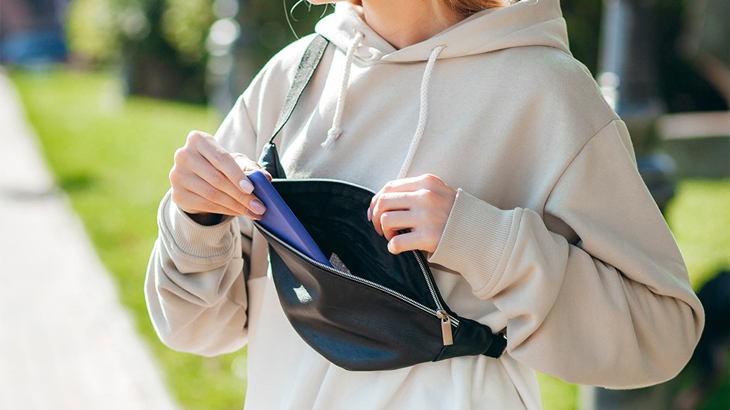 Are fanny packs actually again in model?