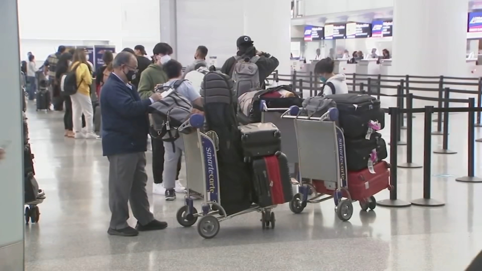 Vacationers from Asian international locations return to San Francisco as COVID journey restrictions loosen