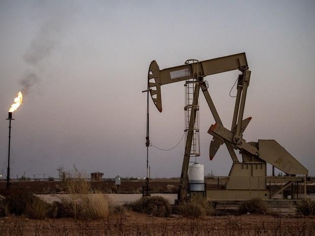 Oil costs bounce by over 2% as China eases some coronavirus restrictions