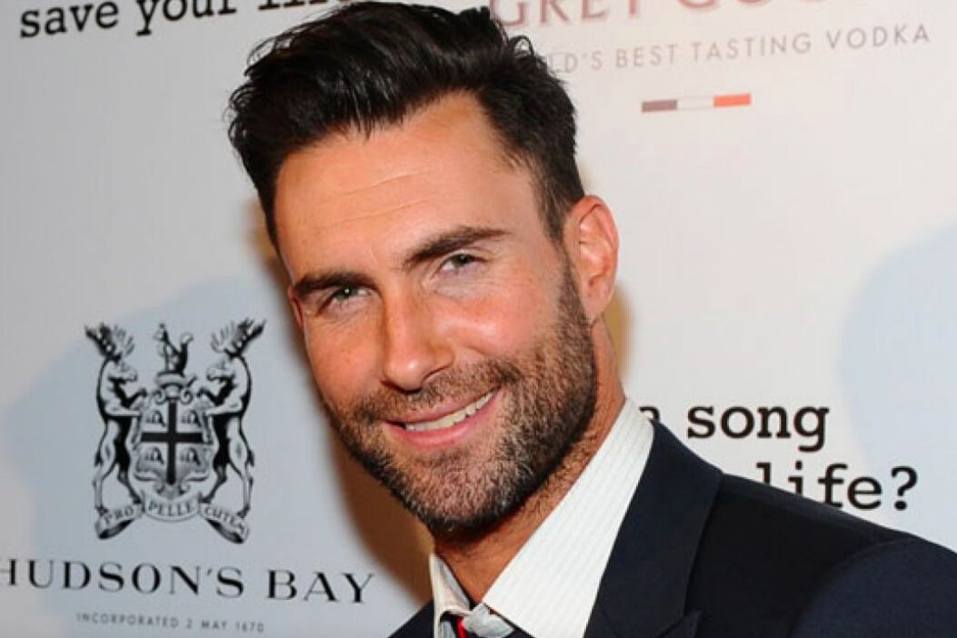 Mannequin making Adam Levine flirting claims cashes in with strip membership gig