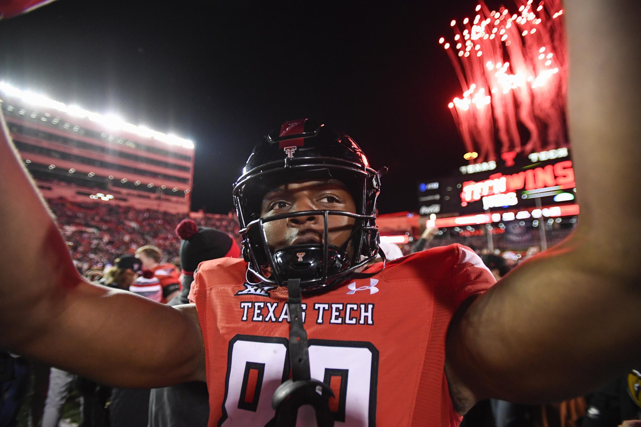 Texas Tech rallies for wild 51-48 OT victory over Oklahoma