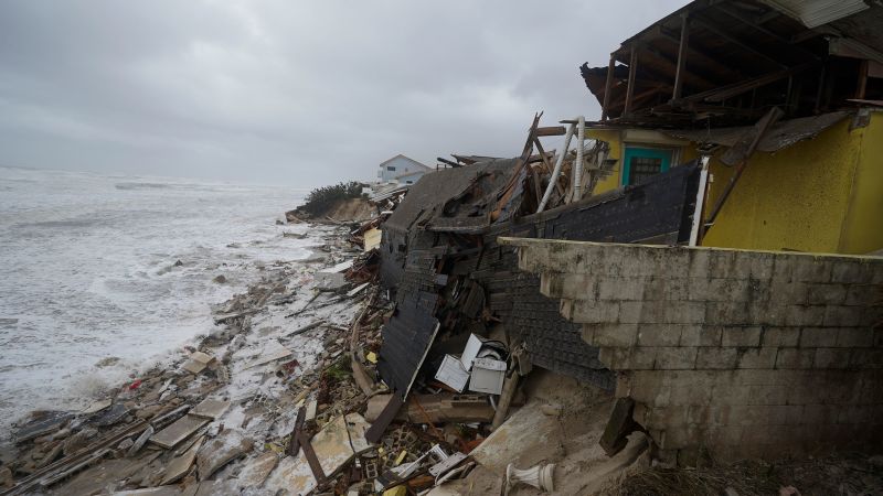 Houses are collapsing into the ocean in Florida. Here is what’s behind the damaging state of affairs