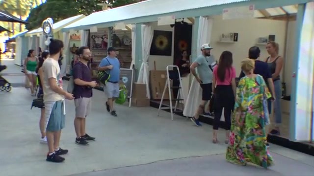 Urbanspace vacation market brings distinctive buying expertise from NYC to Lincoln Highway – WSVN 7News | Miami Information, Climate, Sports activities