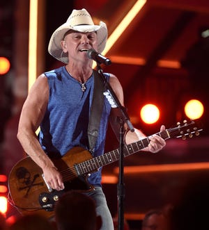 Nation music famous person Kenny Chesney will carry out in Evansville in 2023