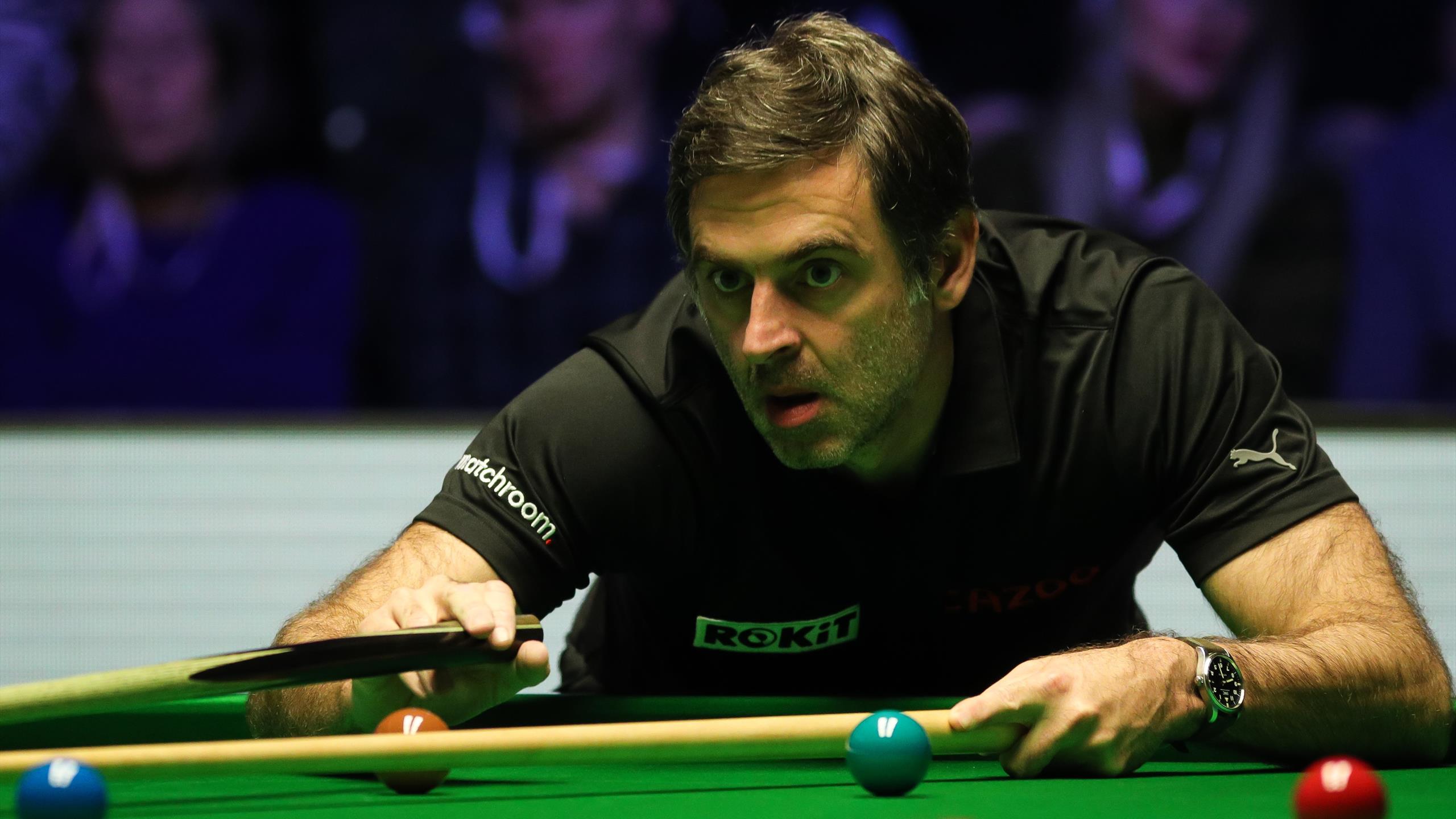 Ronnie O’Sullivan books ticket to Champion of Champions closing after routine win over Fan Zhengyi