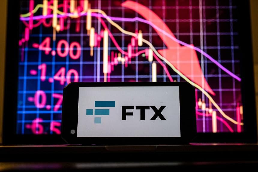 FTX traders sue Tom Brady, Gisele Bundchen and different movie star endorsers as crypto contagion spreads