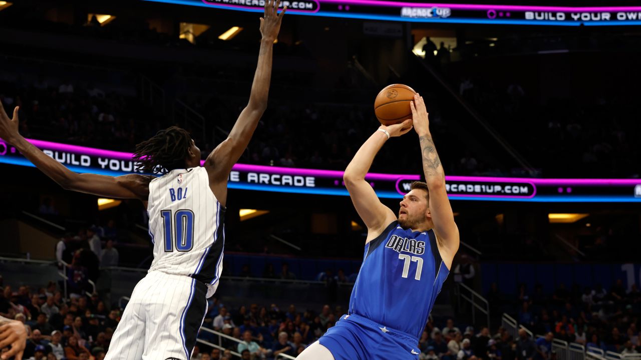 “Making an attempt to Shoot Over Bol Bol is Like Making an attempt to Shoot Over a Skyscraper”: NBA Twitter Reacts to 7ft 2″ Magic Ahead Blocking Luka Doncic