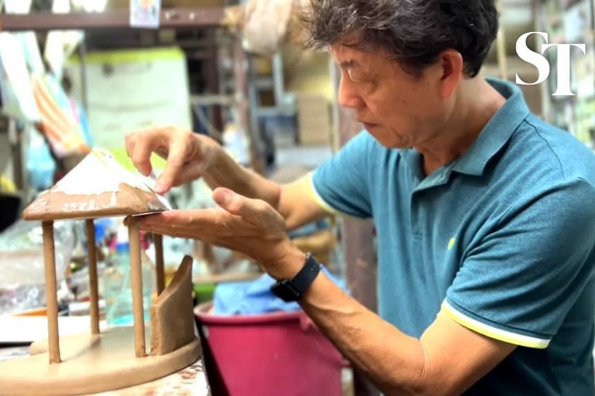 Singapore’s final big joss stick makers name it a day