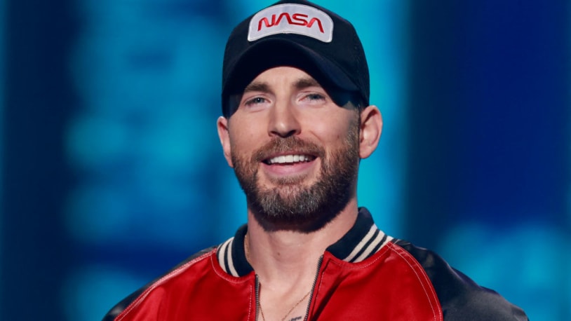 The each day gossip: Chris Evans is the Sexiest Man Alive, Alanis Morissette bailed on Rock & Roll Corridor of Fame efficiency resulting from ‘anti-woman sentiment,’ and extra