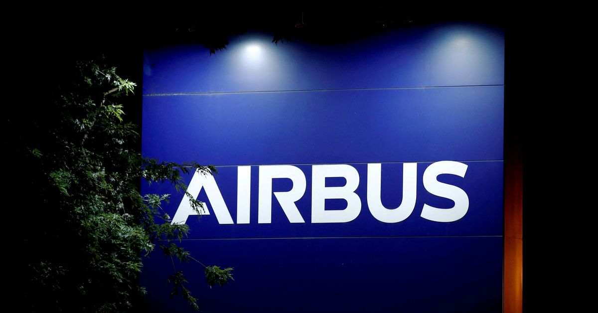 Airbus speeds deliveries, books key Chinese language jet order