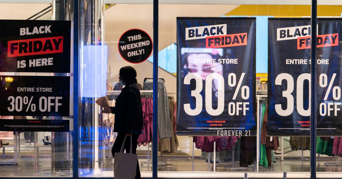 Black Friday crowds skinny regardless of offers