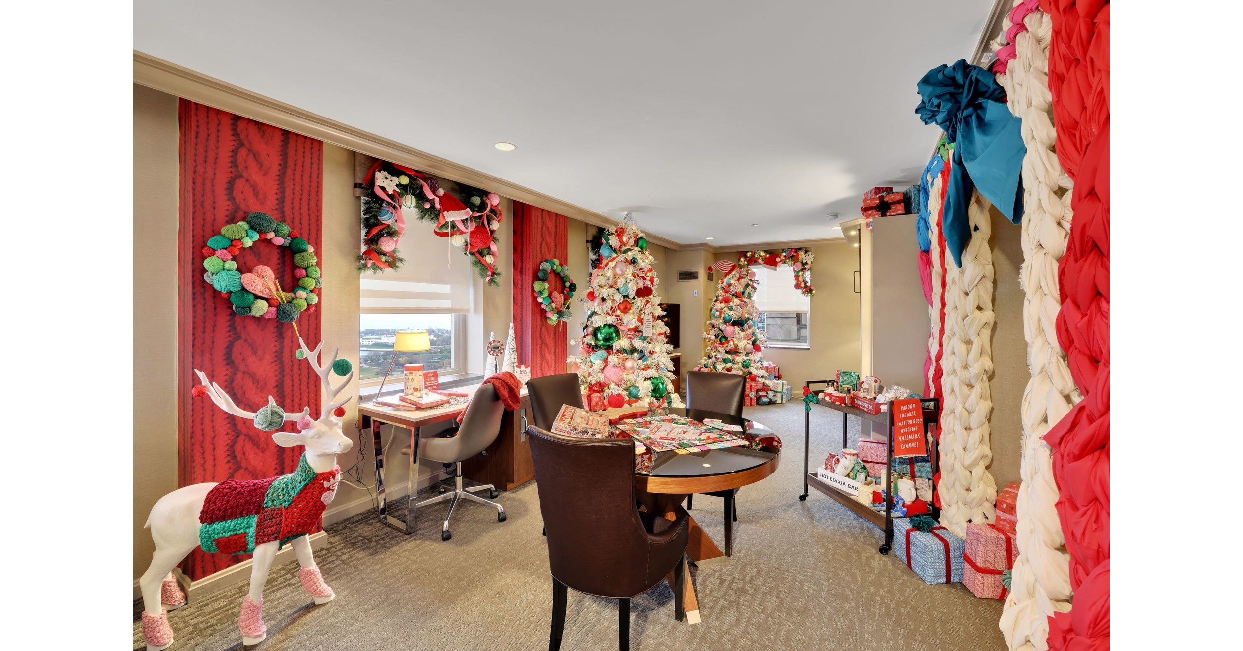 Hilton Companions with Hallmark Channel to Supply Vacation Suites Themed to Fan-Favourite ‘Countdown to Christmas’ Motion pictures