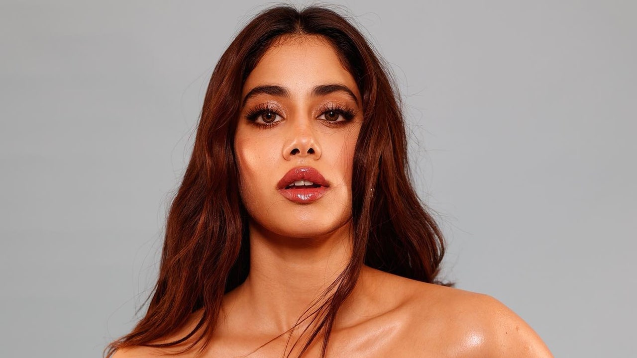 From Ananya Panday to Kylie Jenner, shiny lips are the brand new superstar favorite