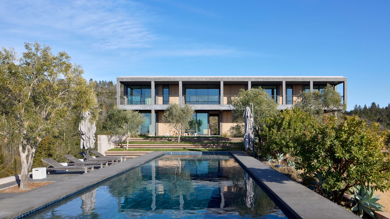 This California house is sustainable, trendy, and constructed to outlive wildfires