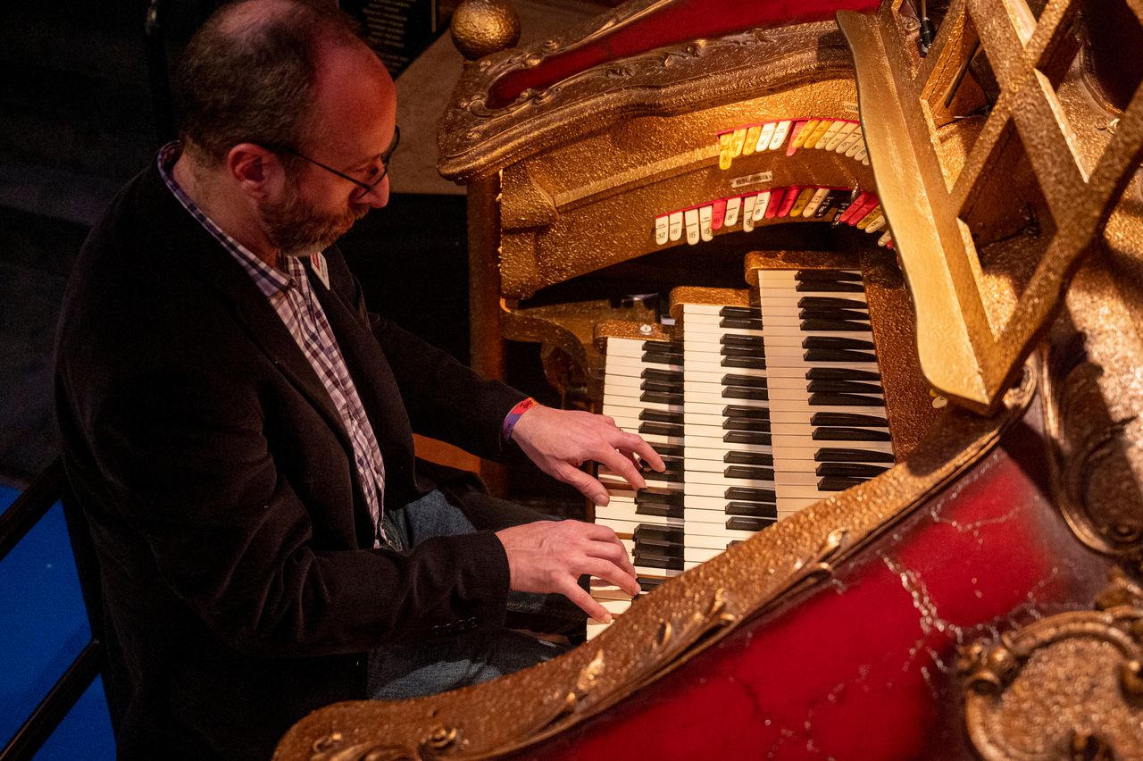 First put in in 1928, Michigan Theater’s Barton pipe organ nonetheless making music