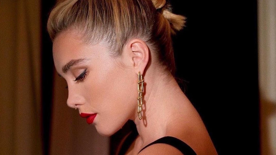 Florence Pugh Takes A Leaf Out Of Cindy Crawford’s ’90s Magnificence Playbook