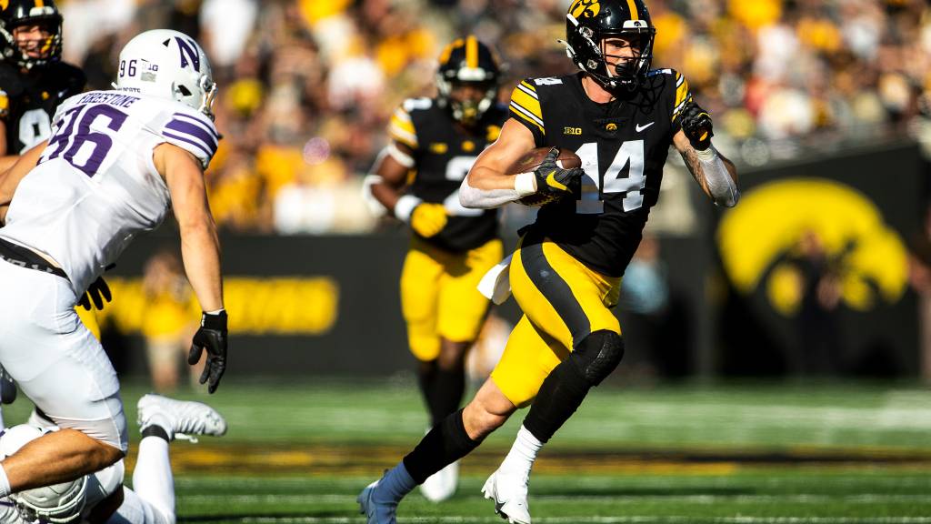 Hawkeyes amongst USA TODAY Sports activities’ Week 9 ‘winners’