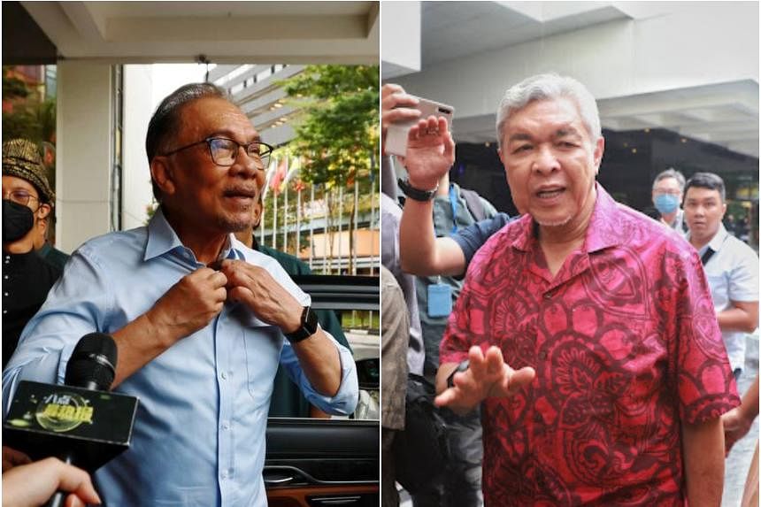 Malaysia election: Anwar, Zahid in Eleventh-hour talks as palace deadline looms