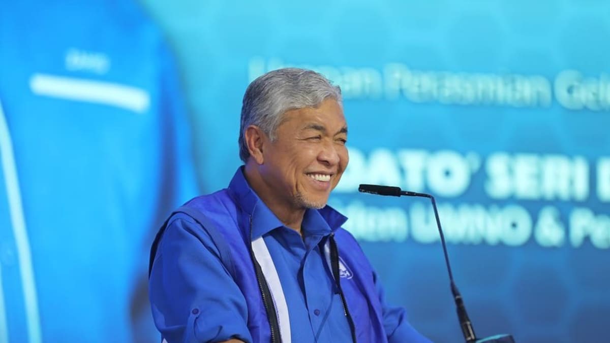 Do not betray Barisan Nasional as a result of you weren’t picked for Malaysia GE15: Ahmad Zahid tells politicians